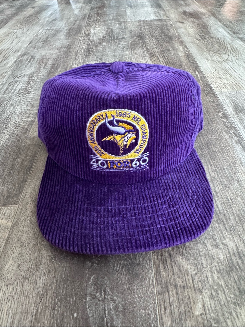 Vintage! New Era Corduroy Minnesota Vikings 40 for 60 Corduroy Trucker Hat
